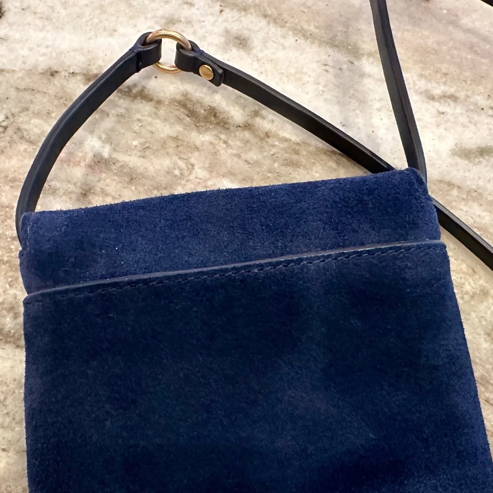 Rare Tory Burch Farrah Suede Fringe Smartphone Crossbody - Navy - EUC! - Picture 5 of 6